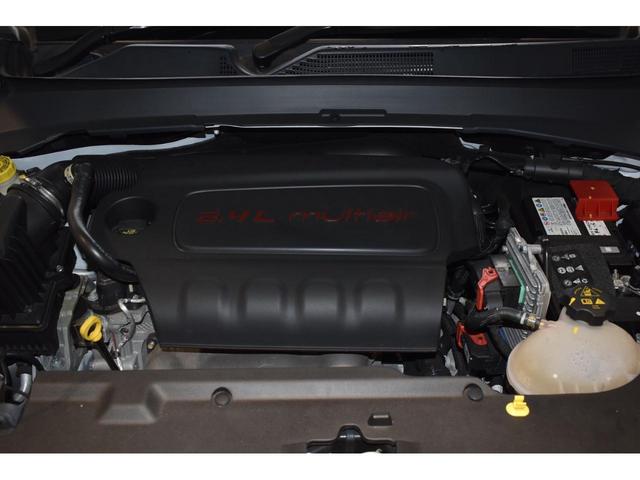 『ジープ東名横浜』にて販売中。ご要望や疑問にお応えします。知りたいこと、聞きたいこと、お気軽にご相談ください。通話無料の専用ダイヤル００７８−６０４１−２３７０（営業時間：１０時〜１８時／水曜定休）