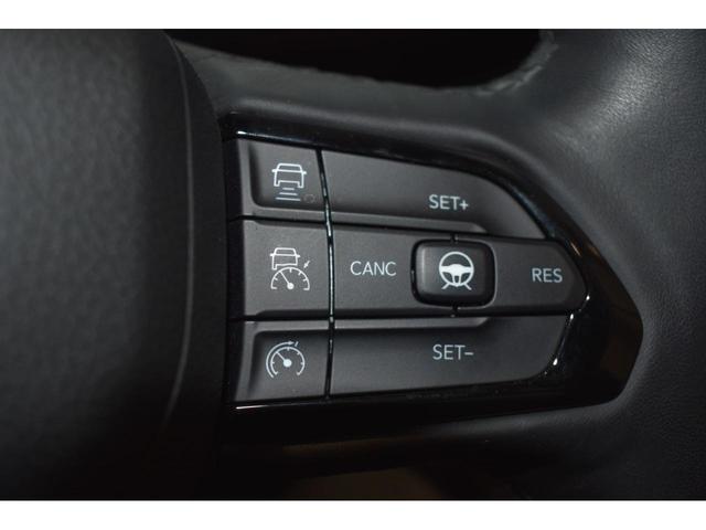 『ジープ東名横浜』へのアクセス。東名高速道路『横浜町田ＩＣ』から車で３分。『南町田グランベリーパーク駅』から徒歩１１分。試乗や購入相談など、様々なサービスを通して「ジープのある生活」を体感いただけます