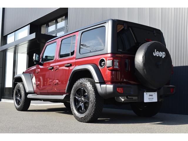 ジープ・ラングラーアンリミテッド スポーツアルティテュード 限定100台 認定中古車保証1年付帯 ブラインドスポットアラート アダプティブクルーズコントロール フロントカメラ サイドカメラ ETC ApplecarplayAndoridAuto サイドステップ(2枚目)