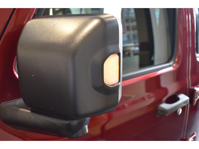 ジープ・ラングラーアンリミテッド スポーツアルティテュード 限定100台 認定中古車保証1年付帯 ブラインドスポットアラート アダプティブクルーズコントロール フロントカメラ サイドカメラ ETC ApplecarplayAndoridAuto サイドステップ(16枚目)