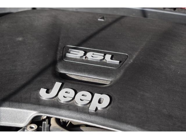 ジープ・ラングラーアンリミテッド スポーツアルティテュード 限定100台 認定中古車保証1年付帯 ブラインドスポットアラート アダプティブクルーズコントロール フロントカメラ サイドカメラ ETC ApplecarplayAndoridAuto サイドステップ(24枚目)