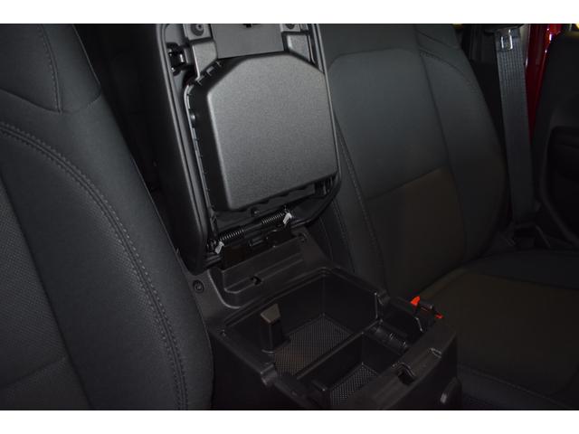 ジープ・ラングラーアンリミテッド スポーツアルティテュード 限定100台 認定中古車保証1年付帯 ブラインドスポットアラート アダプティブクルーズコントロール フロントカメラ サイドカメラ ETC ApplecarplayAndoridAuto サイドステップ(30枚目)