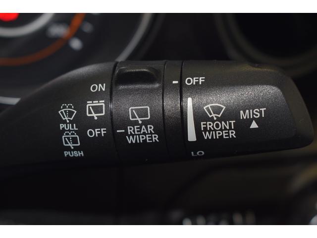 ジープ・ラングラーアンリミテッド スポーツアルティテュード 限定100台 認定中古車保証1年付帯 ブラインドスポットアラート アダプティブクルーズコントロール フロントカメラ サイドカメラ ETC ApplecarplayAndoridAuto サイドステップ(40枚目)