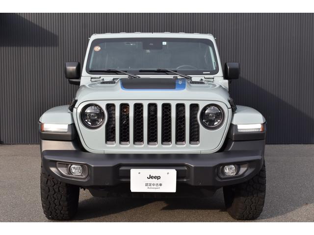 ジープ・ラングラーアンリミテッド４ｘｅ ルビコン４ｘｅ　レザーシート　シートヒーター　ＡｐｐｌｅＣａｒＰｌａｙ　Ｂｌｕｅｔｏｏｔｈ　純正ナビゲーション　フルセグ　ＬＥＤヘッドライト　前面衝突警報　ＡＣＣ　バックカメラ　ワンオーナー　認定中古車保証付（10枚目）