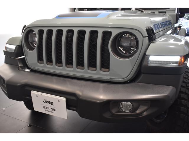 ジープ・ラングラーアンリミテッド４ｘｅ ルビコン４ｘｅ　レザーシート　シートヒーター　ＡｐｐｌｅＣａｒＰｌａｙ　Ｂｌｕｅｔｏｏｔｈ　純正ナビゲーション　フルセグ　ＬＥＤヘッドライト　前面衝突警報　ＡＣＣ　バックカメラ　ワンオーナー　認定中古車保証付（19枚目）