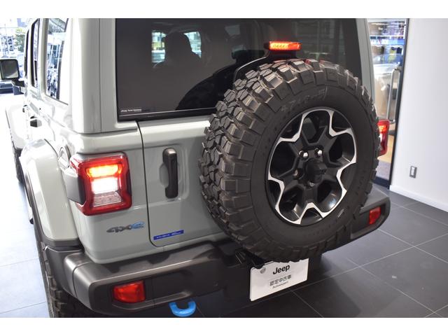 ジープ・ラングラーアンリミテッド４ｘｅ ルビコン４ｘｅ　レザーシート　シートヒーター　ＡｐｐｌｅＣａｒＰｌａｙ　Ｂｌｕｅｔｏｏｔｈ　純正ナビゲーション　フルセグ　ＬＥＤヘッドライト　前面衝突警報　ＡＣＣ　バックカメラ　ワンオーナー　認定中古車保証付（27枚目）