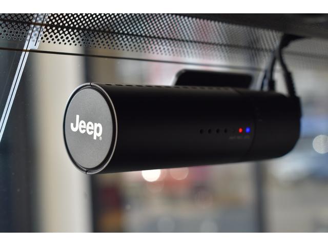 ジープ・ラングラーアンリミテッド４ｘｅ ルビコン４ｘｅ　レザーシート　シートヒーター　ＡｐｐｌｅＣａｒＰｌａｙ　Ｂｌｕｅｔｏｏｔｈ　純正ナビゲーション　フルセグ　ＬＥＤヘッドライト　前面衝突警報　ＡＣＣ　バックカメラ　ワンオーナー　認定中古車保証付（54枚目）