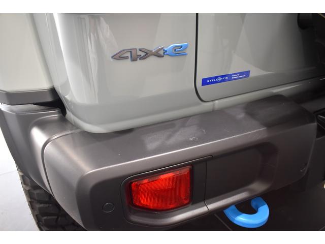 ジープ・ラングラーアンリミテッド４ｘｅ ルビコン４ｘｅ　レザーシート　シートヒーター　ＡｐｐｌｅＣａｒＰｌａｙ　Ｂｌｕｅｔｏｏｔｈ　純正ナビゲーション　フルセグ　ＬＥＤヘッドライト　前面衝突警報　ＡＣＣ　バックカメラ　ワンオーナー　認定中古車保証付（60枚目）