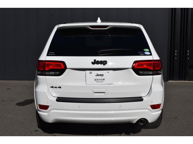 ジープ・グランドチェロキー アルティテュード　ＡｐｐｌｅＣａｒｐｌａｙ　Ａｎｄｒｏｉｄ　Ａｕｔｏ　　純正ナビゲーション　フルセグ　ハーフレザーシート　シートヒーター　クルーズコントロール　バックカメラ　前面衝突警報　認定中古車保証付（11枚目）