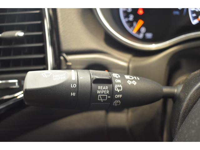 ジープ・グランドチェロキー アルティテュード　ＡｐｐｌｅＣａｒｐｌａｙ　Ａｎｄｒｏｉｄ　Ａｕｔｏ　　純正ナビゲーション　フルセグ　ハーフレザーシート　シートヒーター　クルーズコントロール　バックカメラ　前面衝突警報　認定中古車保証付（16枚目）