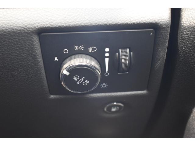 ジープ・グランドチェロキー アルティテュード　ＡｐｐｌｅＣａｒｐｌａｙ　Ａｎｄｒｏｉｄ　Ａｕｔｏ　　純正ナビゲーション　フルセグ　ハーフレザーシート　シートヒーター　クルーズコントロール　バックカメラ　前面衝突警報　認定中古車保証付（22枚目）