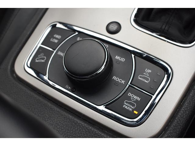 ジープ・グランドチェロキー アルティテュード　ＡｐｐｌｅＣａｒｐｌａｙ　Ａｎｄｒｏｉｄ　Ａｕｔｏ　　純正ナビゲーション　フルセグ　ハーフレザーシート　シートヒーター　クルーズコントロール　バックカメラ　前面衝突警報　認定中古車保証付（33枚目）
