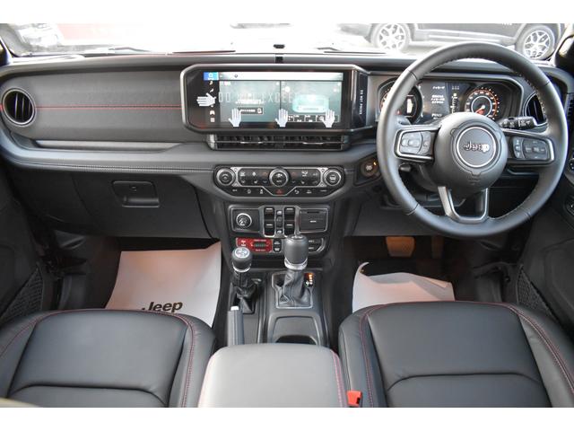 ジープ・ラングラーアンリミテッド ルビコン　ＡｐｐｌｅＣａｒＰｌａｙ　Ｂｌｕｅｔｏｏｔｈ　レザーシート　シートヒーター　ステアリングヒーター　フルセグ　ＬＥＤヘッドライト　　アダプティブクルーズコントロール　バックカメラ　認定中古車保証付（9枚目）