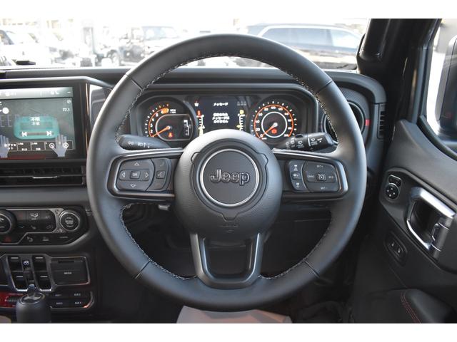 ジープ・ラングラーアンリミテッド ルビコン　ＡｐｐｌｅＣａｒＰｌａｙ　Ｂｌｕｅｔｏｏｔｈ　レザーシート　シートヒーター　ステアリングヒーター　フルセグ　ＬＥＤヘッドライト　　アダプティブクルーズコントロール　バックカメラ　認定中古車保証付（14枚目）
