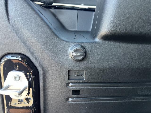 ジープ・ラングラーアンリミテッド ルビコン　ＡｐｐｌｅＣａｒＰｌａｙ　Ｂｌｕｅｔｏｏｔｈ　レザーシート　シートヒーター　ステアリングヒーター　フルセグ　ＬＥＤヘッドライト　　アダプティブクルーズコントロール　バックカメラ　認定中古車保証付（33枚目）