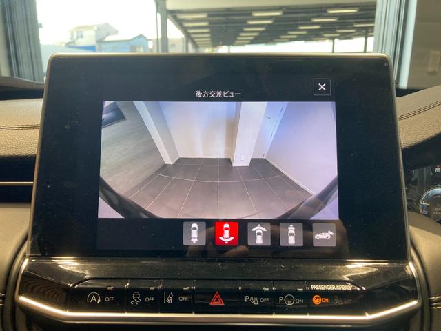 ジープ・コマンダー リミテッド　リミテッド　ディーゼルターボ　４ＷＤ　認定中古車保証　ＬＥＤヘッドライト　全周囲カメラ　レザーシート　シートヒーター　ステアリングヒーター　電動リアゲート　純正ナビ　スマートキー　障害物センサー（18枚目）