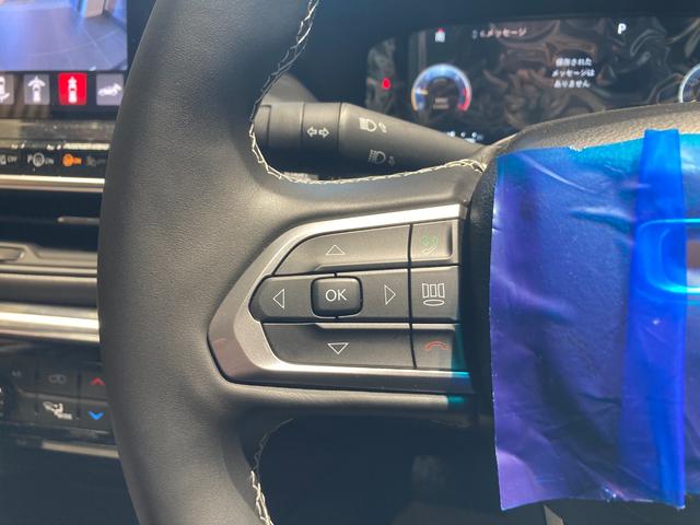 ジープ・コマンダー リミテッド　リミテッド　ディーゼルターボ　４ＷＤ　認定中古車保証　ＬＥＤヘッドライト　全周囲カメラ　レザーシート　シートヒーター　ステアリングヒーター　電動リアゲート　純正ナビ　スマートキー　障害物センサー（24枚目）