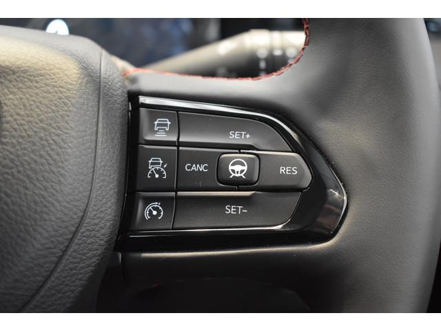 ジープ・コマンダー トレイルエディション　全国１５０台限定　ワンオーナー　禁煙車　衝突軽減ブレーキ　電動リアゲート　レザーシート　ステアリングヒーター　純正ナビ　ＬＥＤヘッドライト　ＥＴＣ２．０　フロントシートヒーター（18枚目）