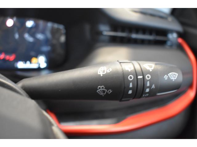 ジープ・コマンダー トレイルエディション　全国１５０台限定　ワンオーナー　禁煙車　衝突軽減ブレーキ　電動リアゲート　レザーシート　ステアリングヒーター　純正ナビ　ＬＥＤヘッドライト　ＥＴＣ２．０　フロントシートヒーター（24枚目）