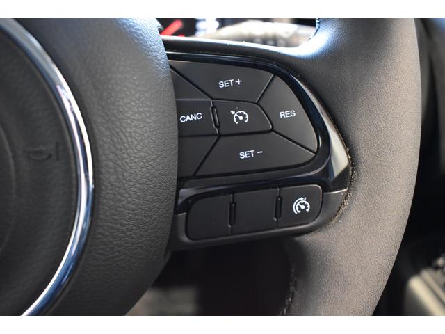 ジープ・レネゲード ナイトイーグル　ナイトイーグル　限定１２０台　ユーザー様下取り車　ワンオーナー　Ａｐｐｌｅ　ｃａｒ　ｐｌａｙ　ＡｎｄｏｒｉｄＡｕｔｏ　Ｂｌｕｅｔｏｏｔｈ　ファブリックシート　クルーズコントロール　ハロゲンライト（16枚目）