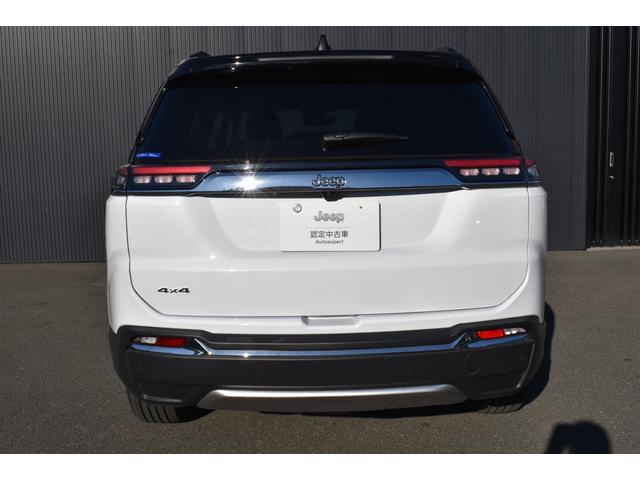 ジープ・コマンダー リミテッド　純正ナビ　レザーシート　障害物センサー　衝突軽減ブレーキ　シートヒーター　全周囲カメラ　ＬＥＤヘッドライト　バックカメラ　スマートキー　アダプティブクルーズコントロール　電動パワーシート　ＥＴＣ２．０（9枚目）