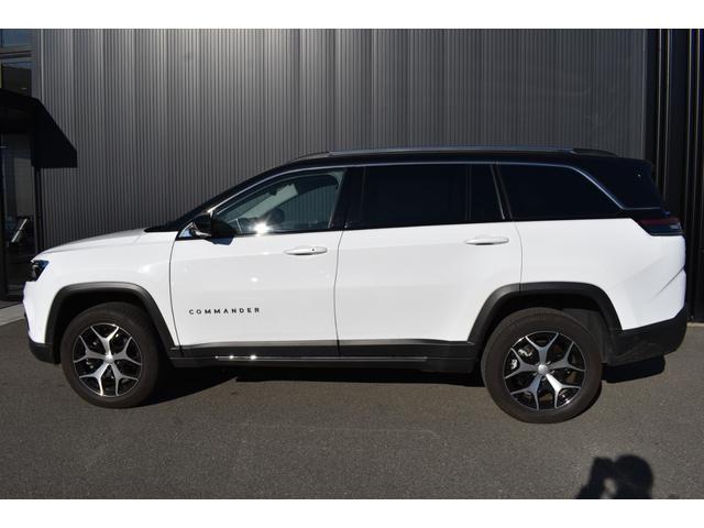 ジープ・コマンダー リミテッド　純正ナビ　レザーシート　障害物センサー　衝突軽減ブレーキ　シートヒーター　全周囲カメラ　ＬＥＤヘッドライト　バックカメラ　スマートキー　アダプティブクルーズコントロール　電動パワーシート　ＥＴＣ２．０（10枚目）