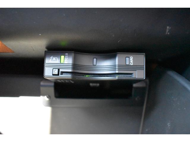 ジープ・コマンダー リミテッド　純正ナビ　レザーシート　障害物センサー　衝突軽減ブレーキ　シートヒーター　全周囲カメラ　ＬＥＤヘッドライト　バックカメラ　スマートキー　アダプティブクルーズコントロール　電動パワーシート　ＥＴＣ２．０（34枚目）