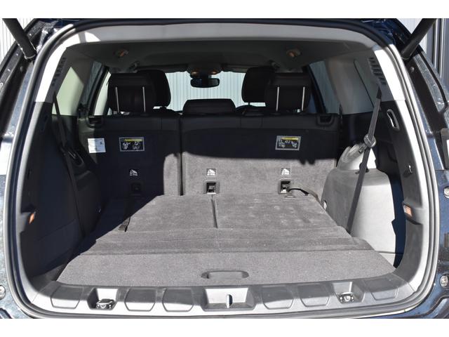 ジープ・コマンダー リミテッド　純正ナビ　レザーシート　障害物センサー　衝突軽減ブレーキ　シートヒーター　全周囲カメラ　ＬＥＤヘッドライト　バックカメラ　スマートキー　アダプティブクルーズコントロール　電動パワーシート　ＥＴＣ２．０（35枚目）