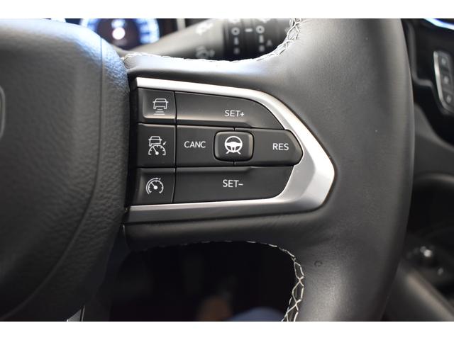 ジープ・コマンダー リミテッド 純正ナビ レザーシート 障害物センサー 衝突軽減ブレーキ シートヒーター 全周囲カメラ LEDヘッドライト バックカメラ スマートキー アダプティブクルーズコントロール 電動パワーシート ETC2.0(15枚目)