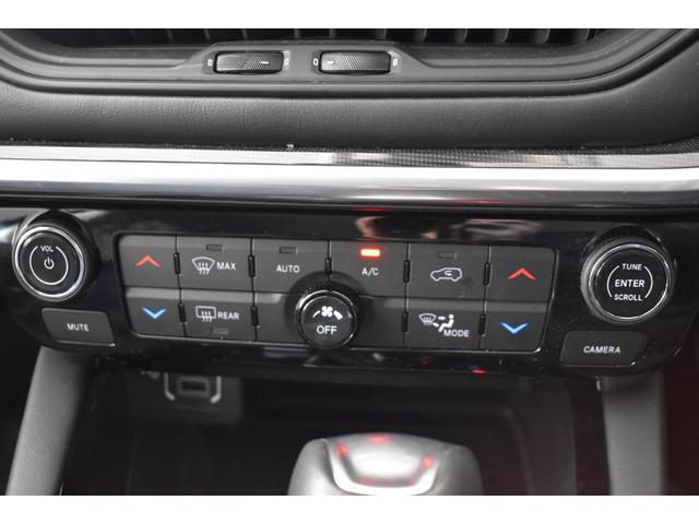 ジープ・コマンダー リミテッド 純正ナビ レザーシート 障害物センサー 衝突軽減ブレーキ シートヒーター 全周囲カメラ LEDヘッドライト バックカメラ スマートキー アダプティブクルーズコントロール 電動パワーシート ETC2.0(27枚目)