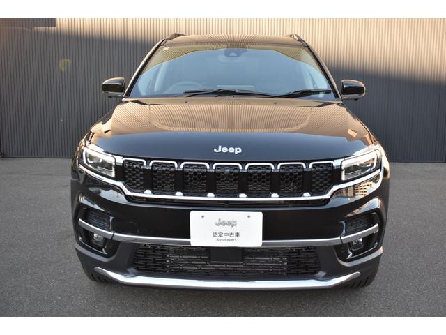 ジープ・コマンダー リミテッド 純正ナビ レザーシート 障害物センサー 衝突軽減ブレーキ シートヒーター 全周囲カメラ LEDヘッドライト バックカメラ スマートキー アダプティブクルーズコントロール 電動パワーシート ETC2.0(8枚目)