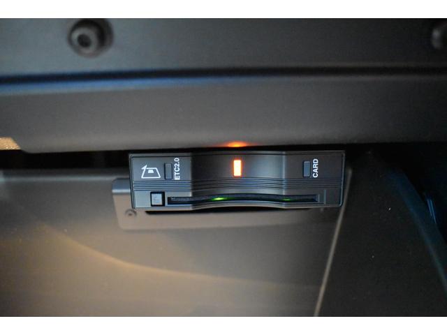 ジープ・コマンダー リミテッド 純正ナビ レザーシート 障害物センサー 衝突軽減ブレーキ シートヒーター 全周囲カメラ LEDヘッドライト バックカメラ スマートキー アダプティブクルーズコントロール 電動パワーシート ETC2.0(25枚目)