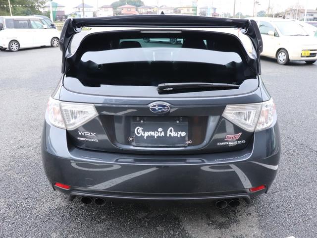 インプレッサ ＷＲＸ　ＳＴｉ　４ＷＤ　６ＭＴ　ＲＡＹＳ１８ＡＷ　大型リアスポイラー　タイベル交換済み　大型リアスポイラー　ＲＥＣＡＲＯシート　ＳＴＩタワーバー　ＨＤＤナビ　フルセグＴＶ　ＥＴＣ　プッシュスタート　スマートキー（10枚目）