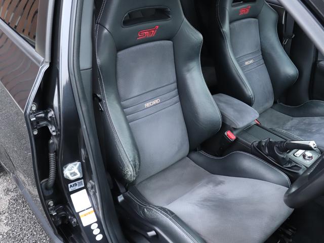 インプレッサ ＷＲＸ　ＳＴｉ　４ＷＤ　６ＭＴ　ＲＡＹＳ１８ＡＷ　大型リアスポイラー　タイベル交換済み　大型リアスポイラー　ＲＥＣＡＲＯシート　ＳＴＩタワーバー　ＨＤＤナビ　フルセグＴＶ　ＥＴＣ　プッシュスタート　スマートキー（37枚目）