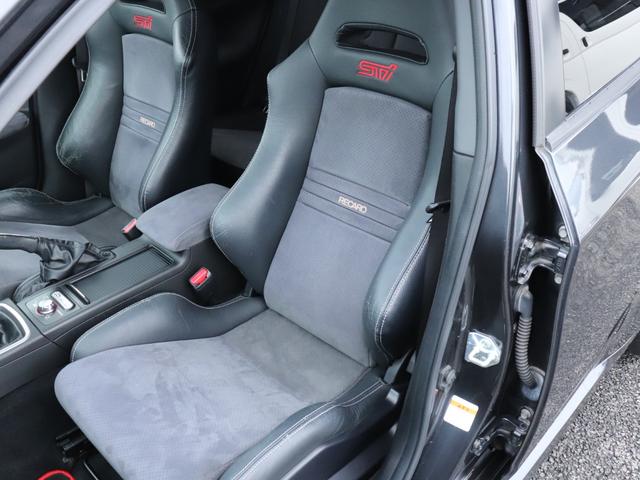 インプレッサ ＷＲＸ　ＳＴｉ　４ＷＤ　６ＭＴ　ＲＡＹＳ１８ＡＷ　大型リアスポイラー　タイベル交換済み　大型リアスポイラー　ＲＥＣＡＲＯシート　ＳＴＩタワーバー　ＨＤＤナビ　フルセグＴＶ　ＥＴＣ　プッシュスタート　スマートキー（38枚目）