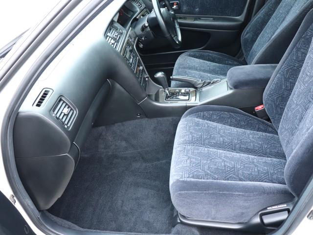 クレスタ ルラーンＧ　ユーザー買取車　社外エアロ　ツートンカラー　リアスポイラー　ＥＴＣ　キーレス　純正１６ＡＷ　ＨＩＤヘッドライト　フォグランプ　ドアバイザー　オートライト　走行約７２０００ｋｍ（14枚目）