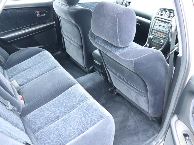 クレスタ ルラーンＧ　ユーザー買取車　社外エアロ　ツートンカラー　リアスポイラー　ＥＴＣ　キーレス　純正１６ＡＷ　ＨＩＤヘッドライト　フォグランプ　ドアバイザー　オートライト　走行約７２０００ｋｍ（15枚目）