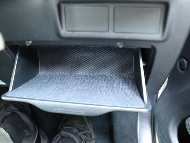 クレスタ ルラーンＧ　ユーザー買取車　社外エアロ　ツートンカラー　リアスポイラー　ＥＴＣ　キーレス　純正１６ＡＷ　ＨＩＤヘッドライト　フォグランプ　ドアバイザー　オートライト　走行約７２０００ｋｍ（34枚目）