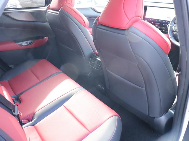 NX NX350h Fスポーツ 4WD ユーザー買取車 モデリスタエアロ サンルーフ オレンジキャリパー デジタルインナーミラー パノラミックビューモニター 前後ドライブレコーダー 置くだけ充電 クルーズコントロール ETC2.0(16枚目)