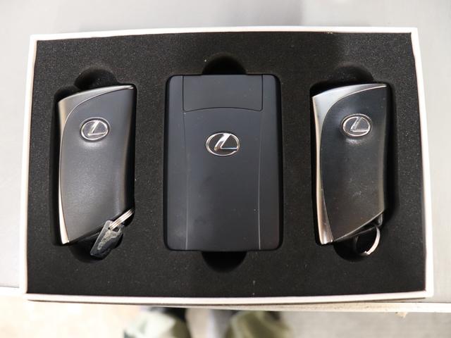 NX NX350h Fスポーツ 4WD ユーザー買取車 モデリスタエアロ サンルーフ オレンジキャリパー デジタルインナーミラー パノラミックビューモニター 前後ドライブレコーダー 置くだけ充電 クルーズコントロール ETC2.0(37枚目)