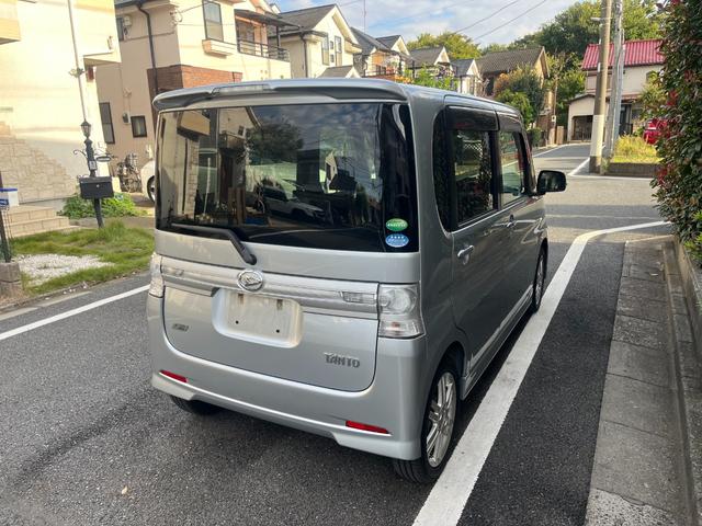 タント カスタムＲＳ　ＥＴＣ付　禁煙　横滑り防止　運転席助手席エアバッグ　ＴＶナビ　リモコンキー　ターボ車　ＰＳ　パワーウインド　安全ボディ　運転席エアバック　ＡＢＳ　ＳＤ（9枚目）