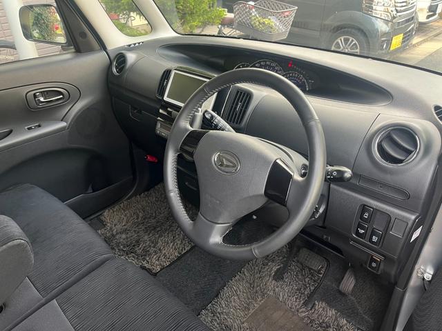 タント カスタムＲＳ　ＥＴＣ付　禁煙　横滑り防止　運転席助手席エアバッグ　ＴＶナビ　リモコンキー　ターボ車　ＰＳ　パワーウインド　安全ボディ　運転席エアバック　ＡＢＳ　ＳＤ（10枚目）
