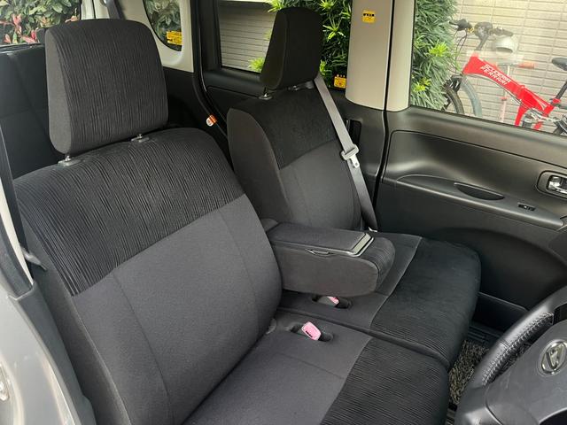 タント カスタムＲＳ　ＥＴＣ付　禁煙　横滑り防止　運転席助手席エアバッグ　ＴＶナビ　リモコンキー　ターボ車　ＰＳ　パワーウインド　安全ボディ　運転席エアバック　ＡＢＳ　ＳＤ（11枚目）