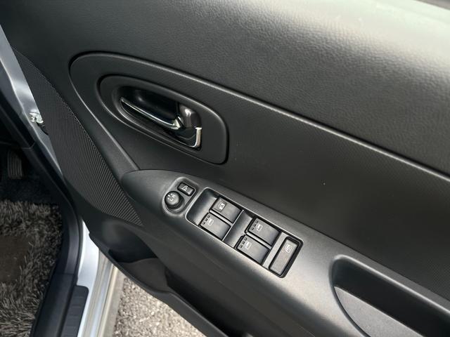 タント カスタムＲＳ　ＥＴＣ付　禁煙　横滑り防止　運転席助手席エアバッグ　ＴＶナビ　リモコンキー　ターボ車　ＰＳ　パワーウインド　安全ボディ　運転席エアバック　ＡＢＳ　ＳＤ（14枚目）