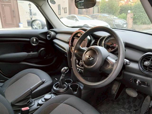 MINI ワン ターボ車 Bluetooth対応 パワステ パワーウィンドウ 禁煙 記録簿 アルミ ドライブレコーダー ABS ETC サイドエアバック Wエアバック AUTOエアコン 電動格納ミラー エアバッグ(11枚目)