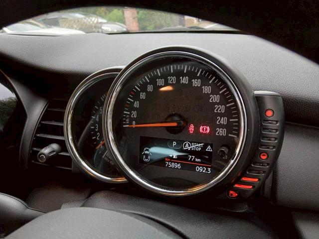 MINI ワン ターボ車 Bluetooth対応 パワステ パワーウィンドウ 禁煙 記録簿 アルミ ドライブレコーダー ABS ETC サイドエアバック Wエアバック AUTOエアコン 電動格納ミラー エアバッグ(25枚目)