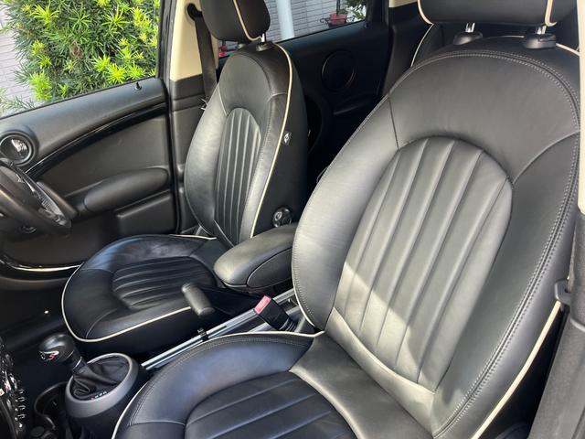 MINI クーパーS クロスオーバー ターボエンジン パワーウインド 取説記録簿 サイドエアバック エアコン キーレスエントリー ETC パワステ 禁煙 エアバック ABS ヒーター 助手席エアバッグ BT TVナビ(15枚目)