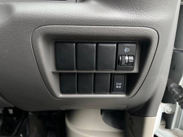 NV100クリッパーバン DX 両スライド 禁煙車両 パワステ付き エアコン 整備記録簿(23枚目)