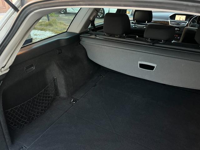 Ｅクラスステーションワゴン Ｅ２５０ブルーエフィシェンシーステーションワゴン　アルミホイール　ＥＴＣ　オートエアコン　キーレス　ナビＴＶ　地デジ　ＢＴオーディオ（19枚目）