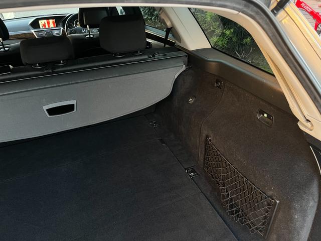 Ｅクラスステーションワゴン Ｅ２５０ブルーエフィシェンシーステーションワゴン　アルミホイール　ＥＴＣ　オートエアコン　キーレス　ナビＴＶ　地デジ　ＢＴオーディオ（20枚目）